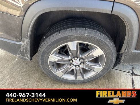 Used 2019 GMC Acadia SLT image 15