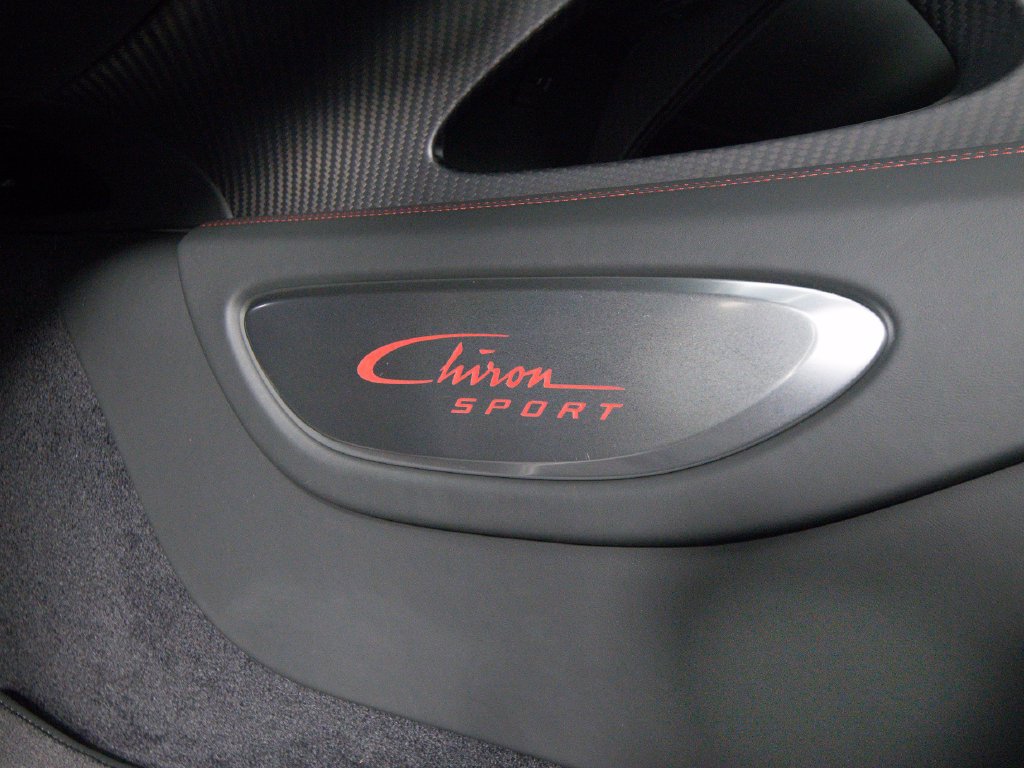 Used 2019 Bugatti Chiron AWD/4WD image 44