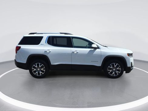 Certified 2023 GMC Acadia SLT w/ Preferred Package FWD image 2