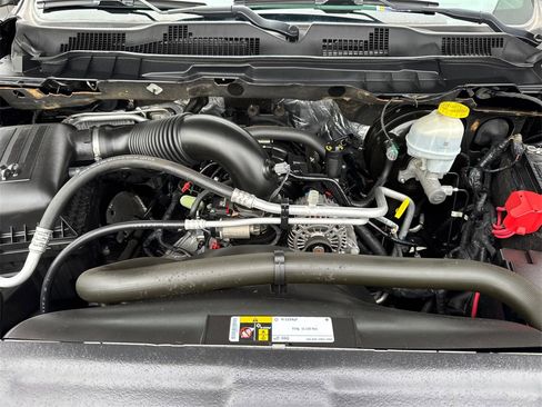 Used 2021 RAM 1500 Classic Warlock w/ Trailer & Traction Group image 11