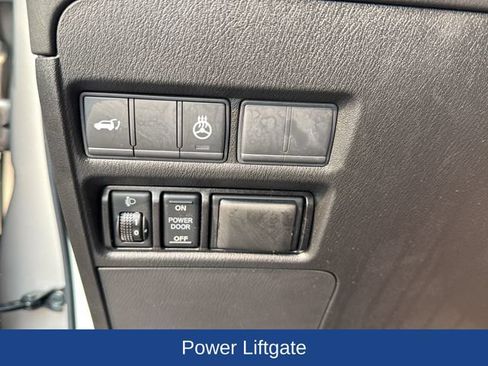 Used 2018 INFINITI QX80 4WD w/ All Season Package image 13