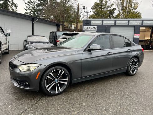 Used 2018 BMW 330i Sedan image 1