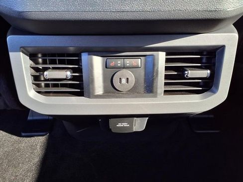 New 2026 Ford F250 Lariat w/ Black Appearance Package image 7