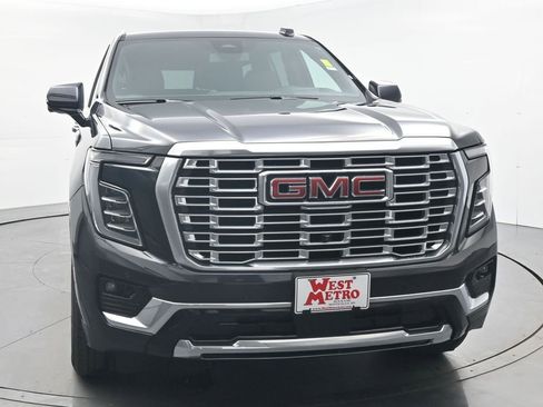 Used 2025 GMC Yukon Denali image 28