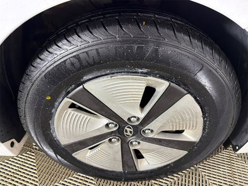 Used 2019 Hyundai Ioniq Blue image 12