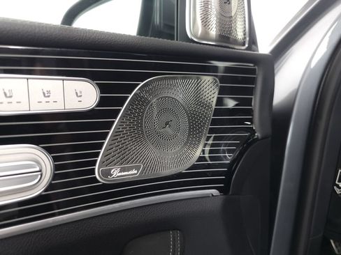 Used 2025 Mercedes-Benz GLS 450 4MATIC image 7