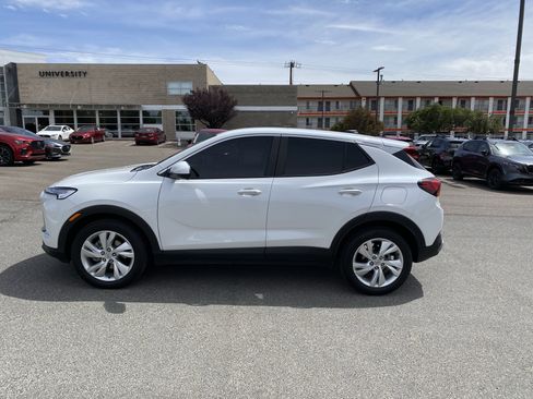Used 2024 Buick Encore GX Preferred FWD image 37