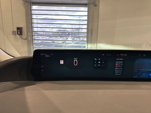 Used 2025 Ford Expedition Max Platinum image 24