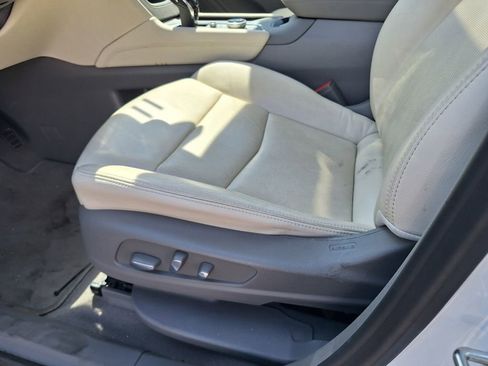 Certified 2024 Cadillac XT6 Premium Luxury image 31