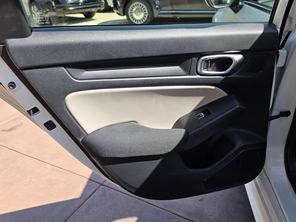 Used 2022 Honda Civic EX image 26