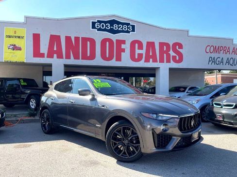Used 2019 Maserati Levante S GranSport image 54