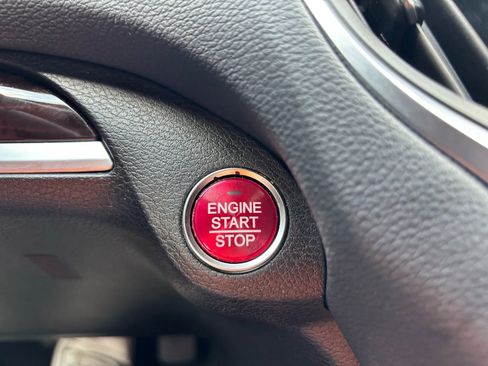 Used 2015 Acura TLX w/ Technology Package image 18