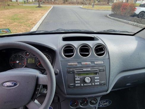 Used 2011 Ford Transit Connect XLT image 36