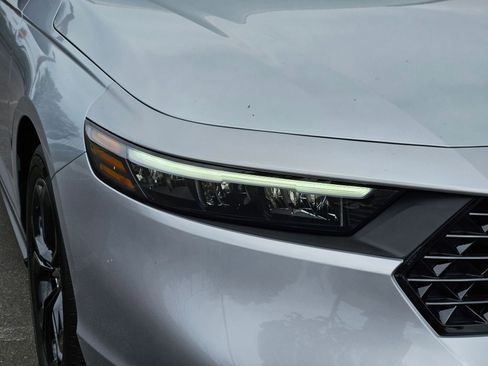 New 2025 Honda Accord SE image 10