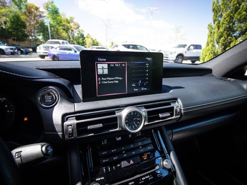 Used 2022 Lexus IS 350 F Sport RWD image 23