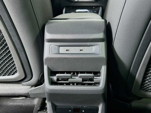 New 2026 Audi Q3 quattro 2.0T AWD/4WD image 24
