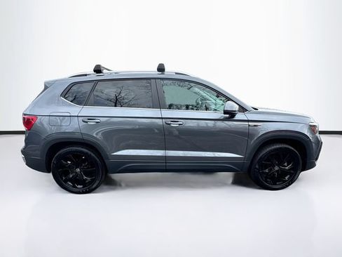 Used 2022 Volkswagen Taos SE FWD image 10