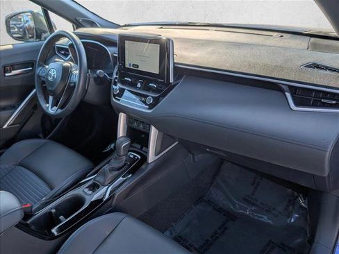 Used 2025 Toyota Corolla Cross XSE image 22