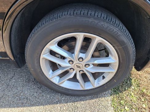 Used 2024 Dodge Durango GT image 25