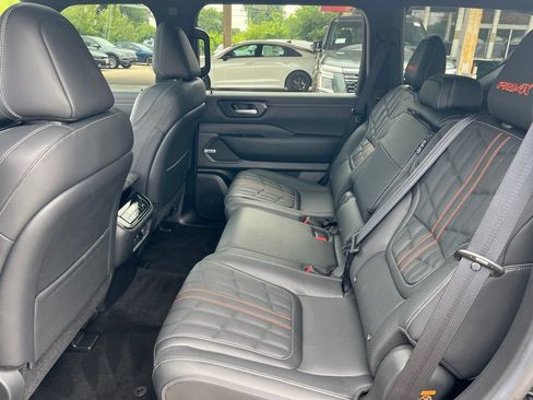 Certified 2025 Nissan Armada PRO-4X w/ Pro-4X Premium Package AWD/4WD image 10