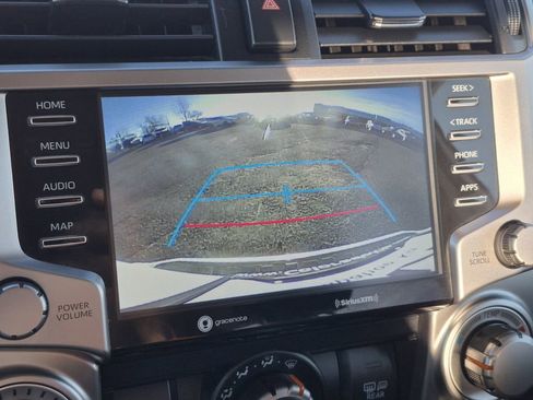 Used 2024 Toyota 4Runner SR5 AWD/4WD image 21