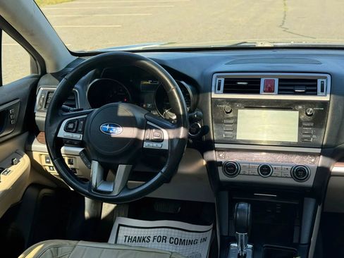 Used 2016 Subaru Legacy 2.5i Limited AWD/4WD image 21