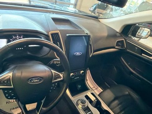 Used 2024 Ford Edge SEL w/ Convenience Package AWD/4WD image 12