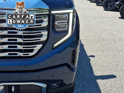Used 2023 GMC Sierra 1500 Denali w/ Denali Reserve Package AWD/4WD image 9