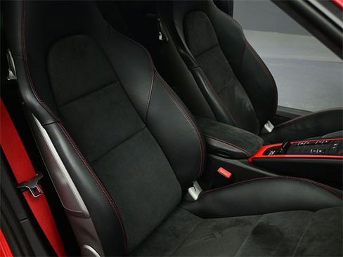 Used 2018 Porsche 911 GT3 image 17