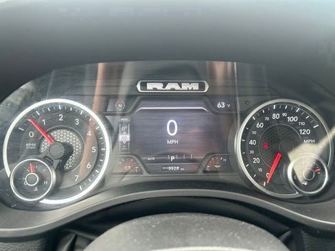 Used 2026 RAM 1500 Laramie AWD/4WD image 10