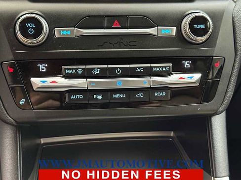 Used 2020 Ford Explorer XLT w/ Equipment Group 202A image 39