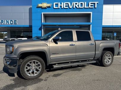 Used 2017 GMC Sierra 1500 SLT w/ SLT Premium Package