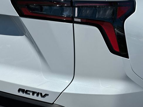 New 2026 Chevrolet Equinox ACTIV AWD/4WD image 27