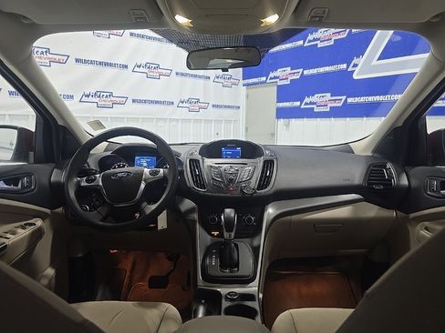 Used 2015 Ford Escape SE image 25