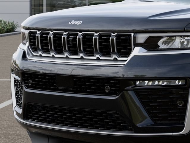 New 2026 Jeep Grand Cherokee Summit AWD/4WD image 12