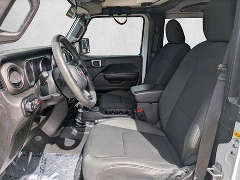 Used 2019 Jeep Wrangler Sport image 16