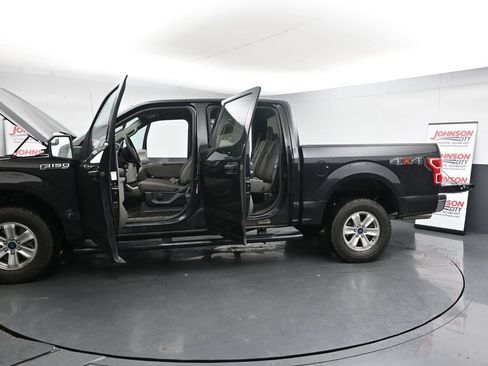 Used 2020 Ford F150 XLT image 28