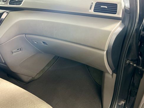 Used 2016 Honda Odyssey EX image 32