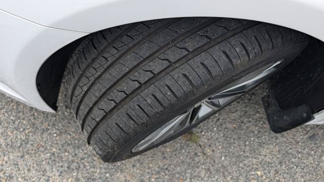 Used 2015 Hyundai Genesis 3.8 RWD image 36