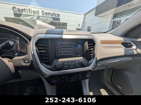 Used 2019 GMC Acadia SLE FWD image 14