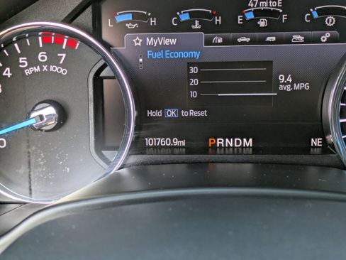 Used 2022 Ford F350 Lariat image 27