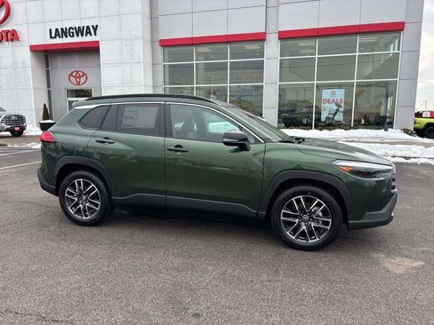 New 2026 Toyota Corolla Cross XLE image 2