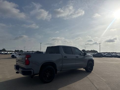 Used 2025 Chevrolet Silverado 1500 Custom w/ LPO, Dark Essentials Package RWD image 21
