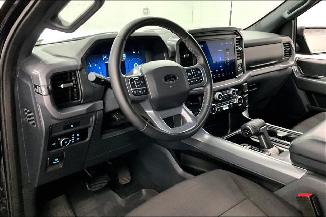 Used 2025 Ford F150 XLT w/ Equipment Group 301A Standard AWD/4WD image 15