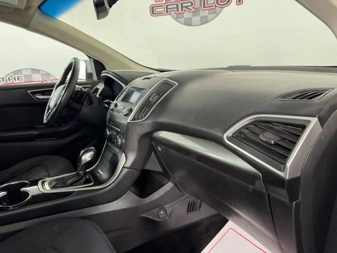 Used 2015 Ford Edge SEL FWD image 12