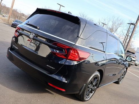 Certified 2023 Honda Odyssey Sport image 7