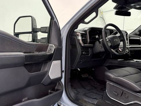New 2026 Ford F450 Platinum w/ FX4 Off-Road Package AWD/4WD image 33