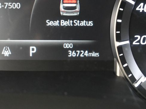 Certified 2021 Toyota Highlander XLE image 19