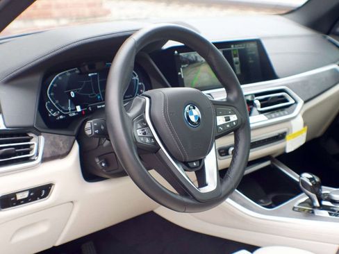 Used 2022 BMW X5 xDrive45e image 22
