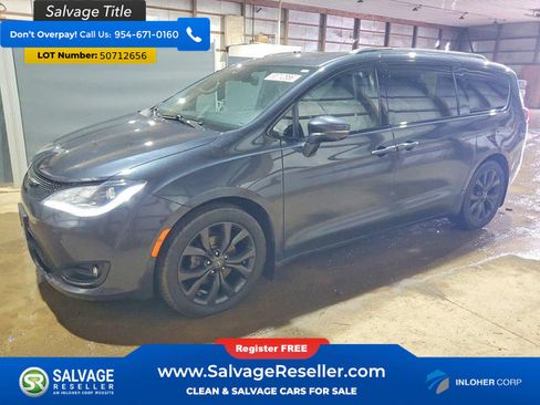 Used 2019 Chrysler Pacifica Limited w/ Advanced Safetytec Group FWD image 1